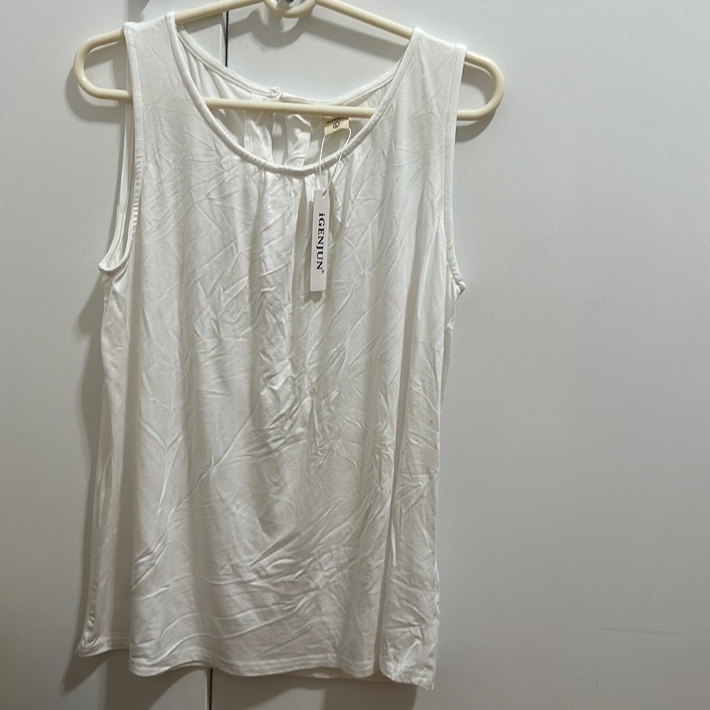 White tank